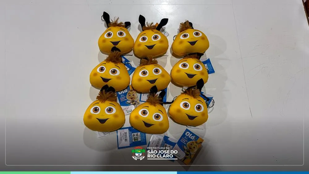 Programa 'A União Faz a Vida' celebra 20 anos com visita da mascote Ziza nas escolas de São José
